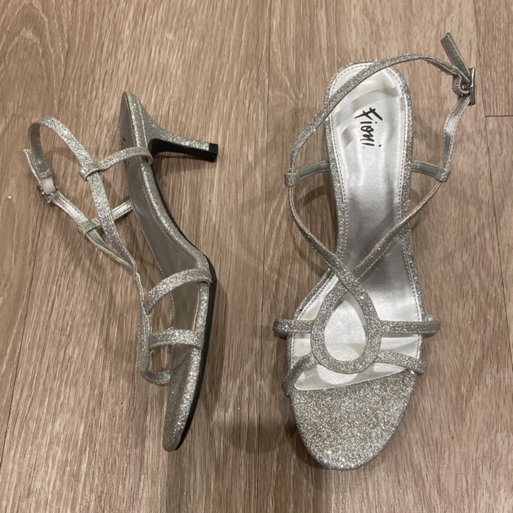Fioni Glittery Silver Heels